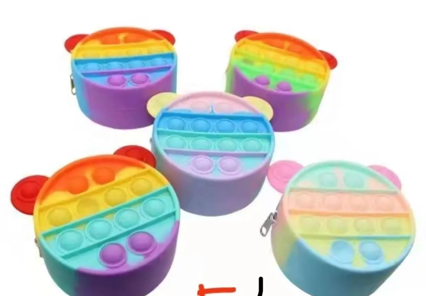 Poppit Rainbow Coin Carrier S082