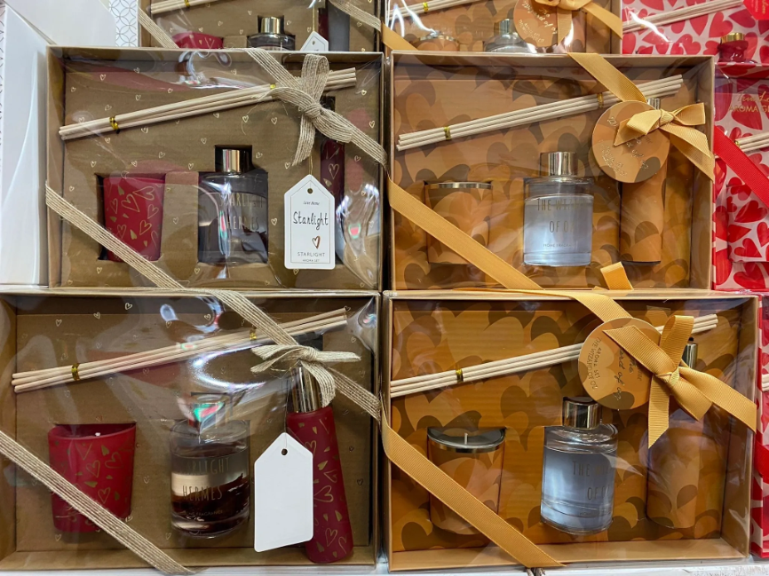 Reed Diffuser Air Freshener Gift Set