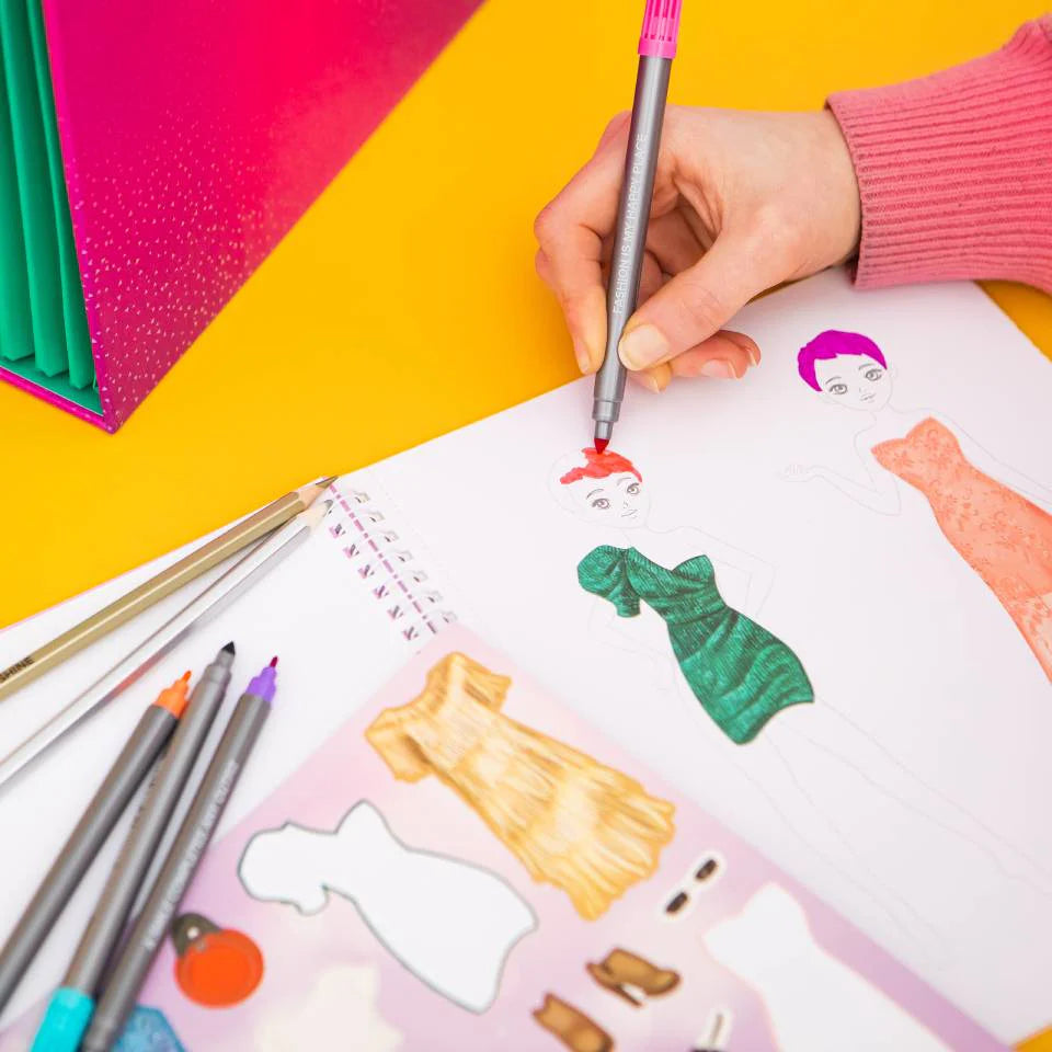 Pop Fashion Catwalk Giant Deluxe Activity Kit