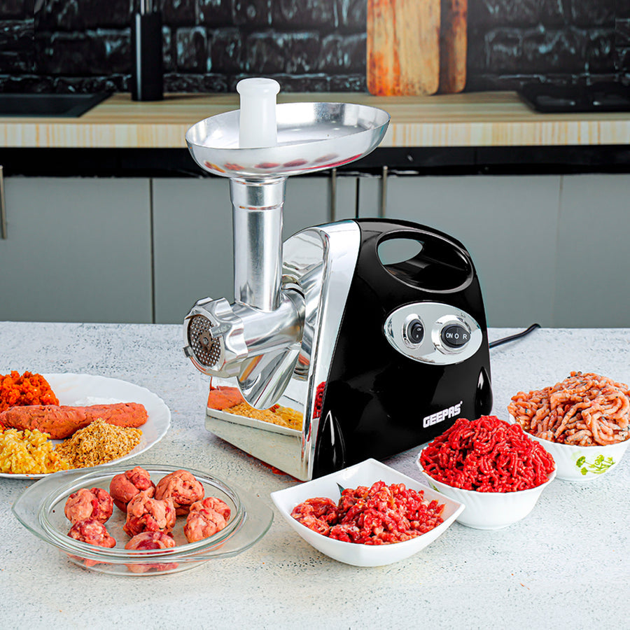3-In-1 Electric Meat Grinder, Mincer And Sausage Maker 1800W Black