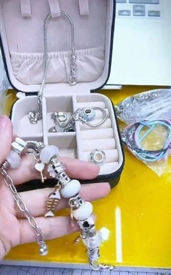 Jewelry Making Kit With Unicorn Gift Bag