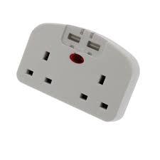 European Travel Adapter With 2 USB Ports Holiday Prep Adapter 11.5cm TVL1018
