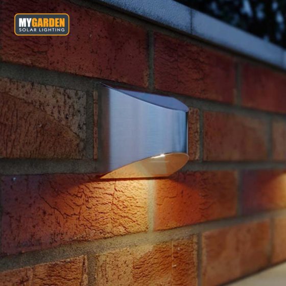 Garden Solar Powered Wall Light 2pk 10 x 8 x 5 cm 1048