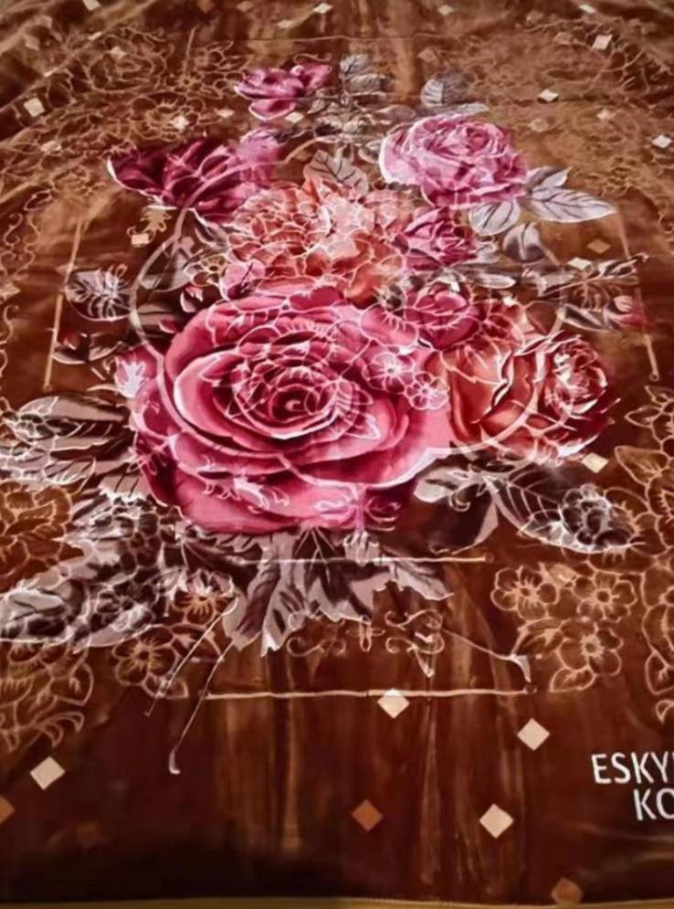 SQ Professional Durane Plush Blanket Golden Edition 4kg W 200 x L 240 cm Assorted Colours and Designs 11070