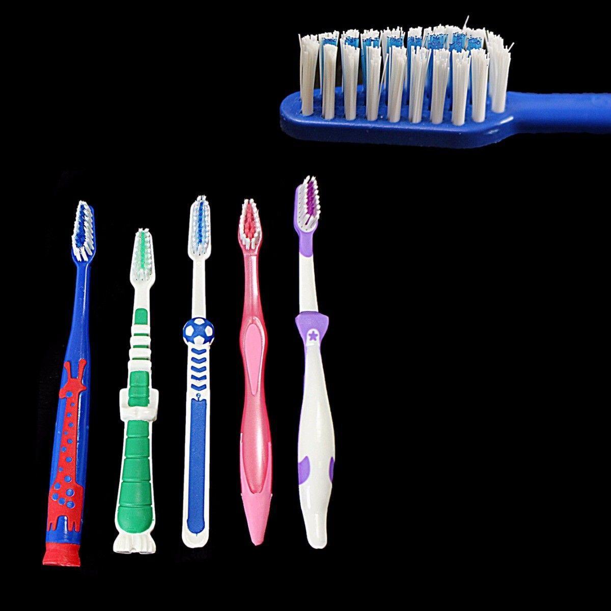 Plastic Toothbrushes Set of 5 8804