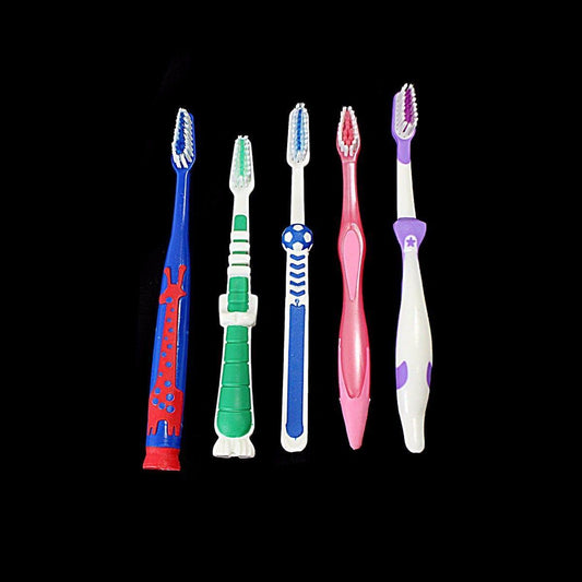 Plastic Toothbrushes Set of 5 8804