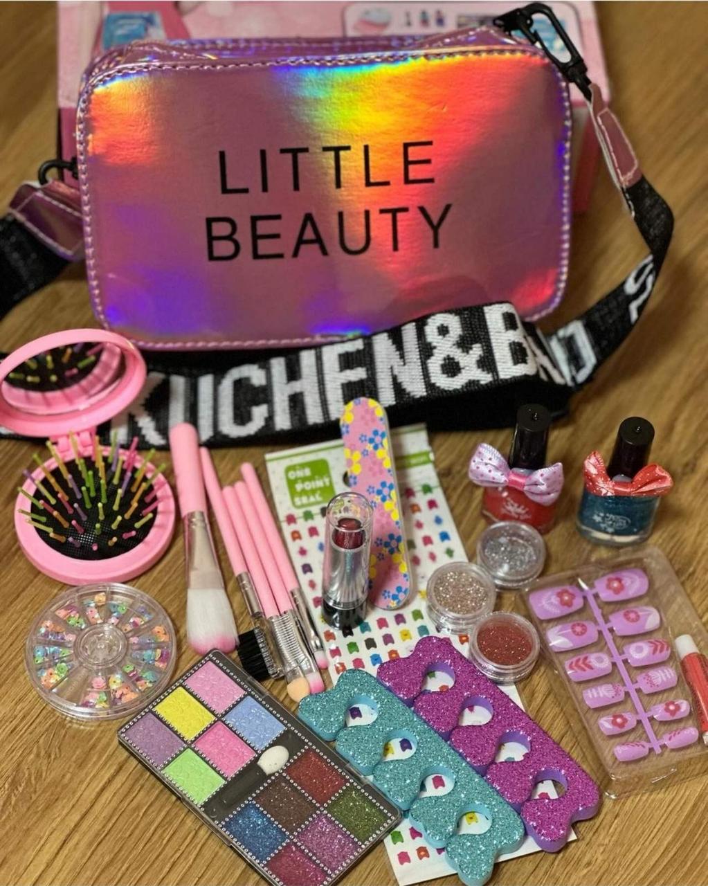 Girls 20 Piece Little Beauty Pretend Play Make Up Bag