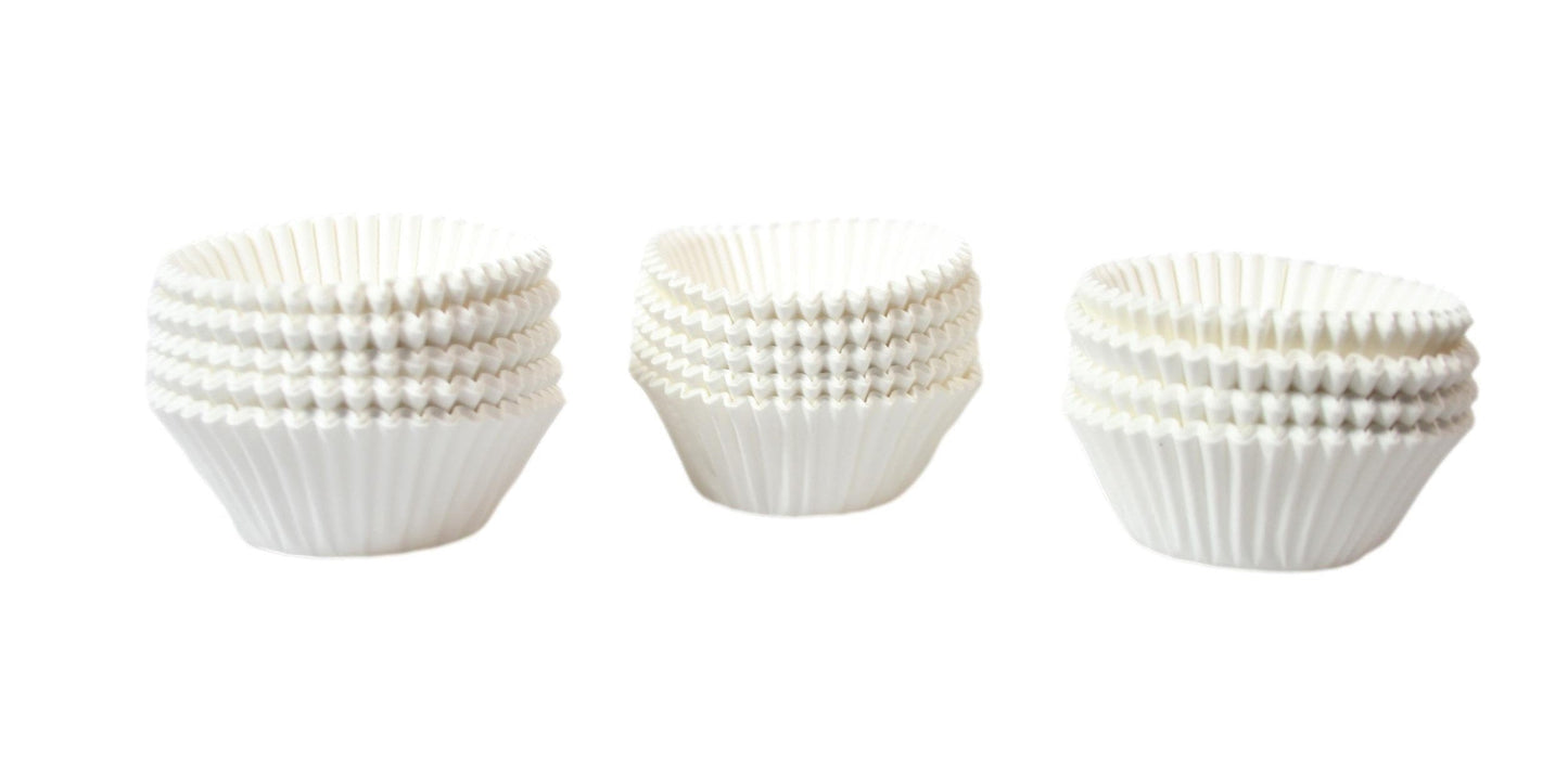 Small White Muffin / Cupcake Cases Pack of 400 VPETIT400 / PK400 A