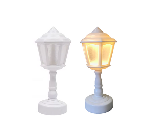 Mini LED White Plastic Battery Operated Vintage Style Nightstand Table Lamp 6 x 6 x 13.5 cm 7720