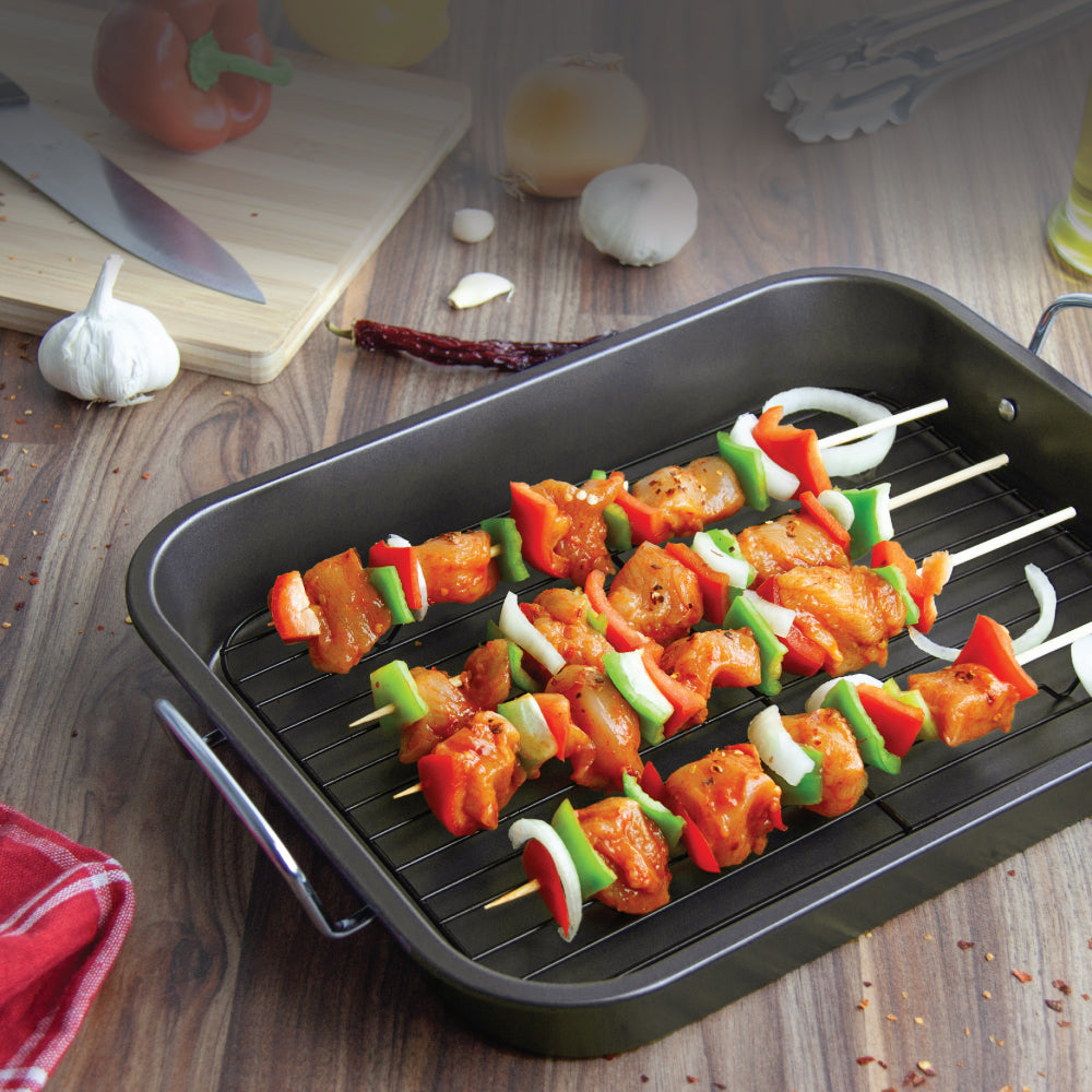 Sq Professional Non Stick Roasting Tray With Rack 3.5L