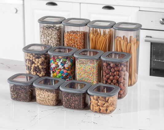 Poli Plastic Square Food Storage Container 550 ml AK771