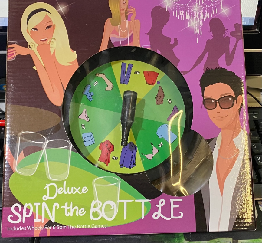 SPIN THE BOTTLE (For 3)