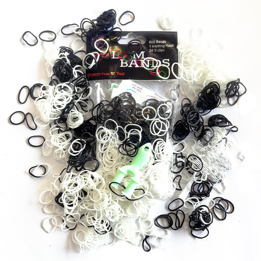 Black And White Two Tone 600 Loom Band Kit