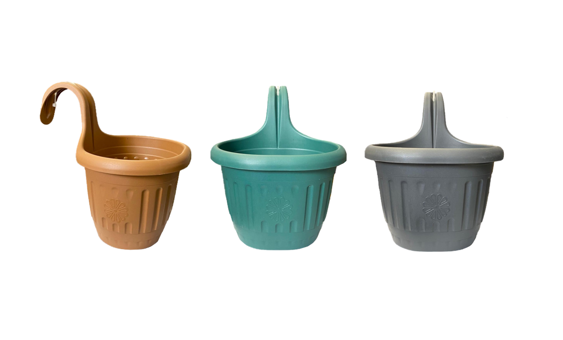 Plastic Hanging Garden Flower Pot Small 17 X 21 X 26Cm Assorted Colours