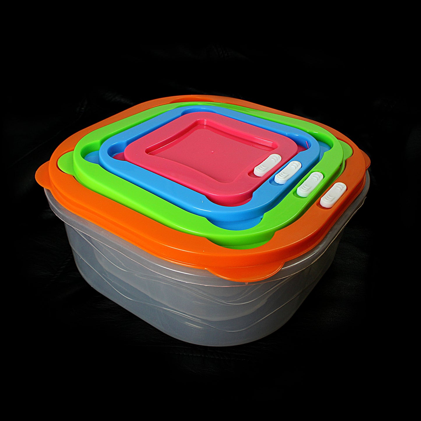 Plastic Square Food Storage Containers Set of 4 0401